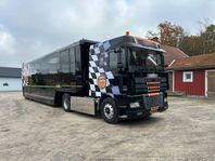 Racetrailer Overlander med DAF 95XF dragbil