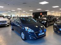 Peugeot 208 1.2 VTi Lågmil Drag Nybes Årsskatt: 360:-  3.95%