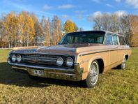 Oldsmobile Dynamic 88 Fiesta Wagon