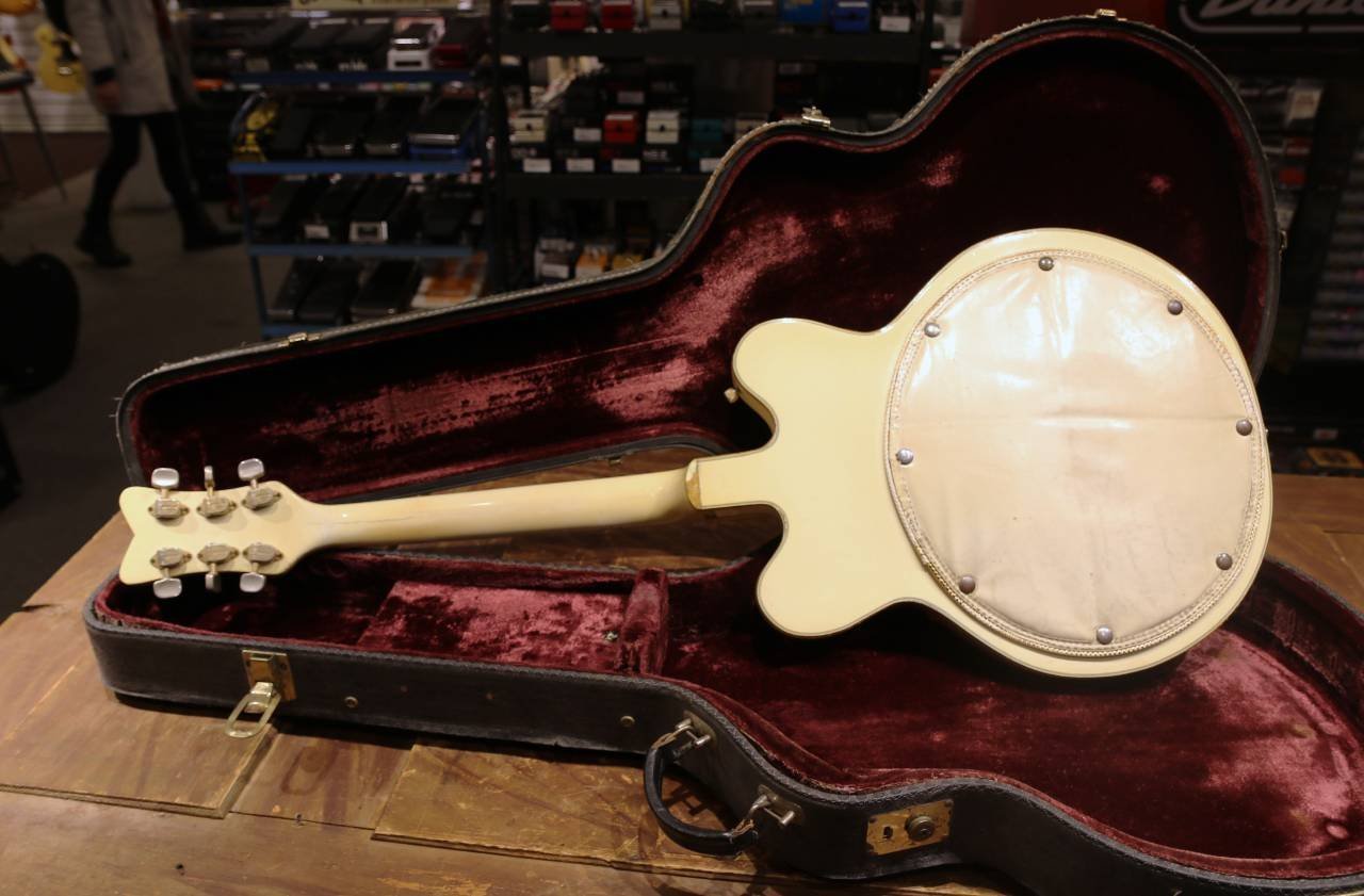 Begagnad Gretsch White Falcon...