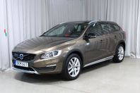 Volvo V60 Cross Country D4 190HK AWD Summum, Drag, Värmare,