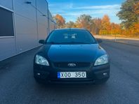 Ford Focus 5-dörrars 1.8 Flexifuel 741kr/24mån Räntefritt