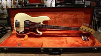 Begagnad Fender Precision Bass från 1966 Olympic White