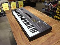 Begagnad Ensoniq ESQ-1 hos Musikbörsen i Göteborg