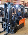 Doosan 3-hjulig 1800 kg 4750 mm HYR/KÖP