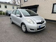 Toyota Yaris 1.33 101hk VVT M Värmare Nyservad Lågmil