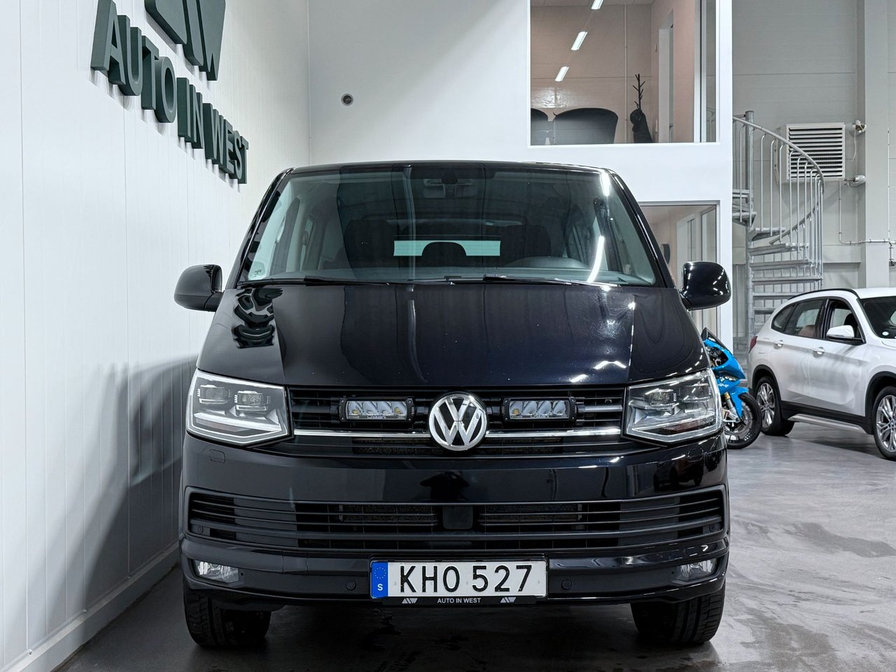 Volkswagen Transporter Kombi ...