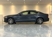 Volvo S60 B4 MOMENTUM VOC B-KAMERA VÄRMARE KEYLESS NAVI