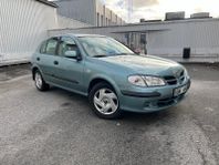 Nissan Almera 1.5 Lågmil