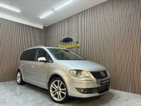 Volkswagen Touran 2.0 TDI Highline 7 sits Drag SÅLD!