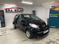 Peugeot 107 5-dörrar 1.0 - Kamkedja/2 brukare/M-värme/AC