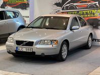 Volvo S60 2.4 KINETIC 140HK AUTOMAT EN ÄGARE DRAG NY BESIKTA