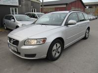 Volvo V50 D2 Kinetic Euro 5 ACC/NyBes./SoVdäck/Proffsservad