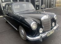 Mercedes-Benz W180 220a. Svensksåld ägd i en familj sen 1959