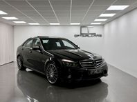 Mercedes-Benz C 63 AMG Sedan Performance Package Svensksåld