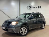 Mitsubishi Outlander 2.0 4WD Dragkrok *Gårdsbil*