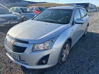 Chevrolet Cruze Kombi 1.4 T Euro 5 ACC/PDC/ 1 BRUKARE SEN NY