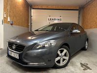 Volvo V40 D2 Kinetic 115hk / BACKKAMERA / DRAG / VÄRMARE