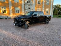 Dodge  RAM Limited Night Edition RAMBOX/DUAL TAILG