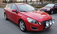 Volvo V60 T5 Momentum 240HK Nybesiktad Nyservad Toppenskick