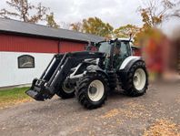 Traktor VALTRA T234 med frontlastare