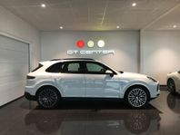 Porsche Cayenne E-Hybrid Luftfjädring Nightview Panorama