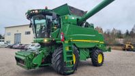 John Deere T670i