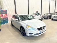 Volvo V60 T3 R-Design Momentum (Låg Årsskatt 1328kr) 150HK