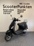 Piaggio Vespa LX