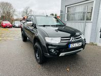 Mitsubishi L200 2.5 4X4 DUBBELHYTT / NAVI / DRAG / VÄRMARE