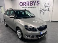 Skoda Fabia Kombi 1.2 TSI 105Hk Aut Drag M-värmare V-hjul