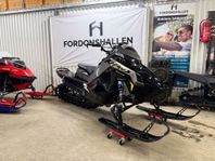 Polaris 850 RMK Khaos Slash 146" /263Mil  1300:-/mån Frakt