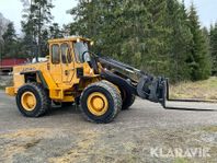 Hjullastare Volvo BM 4400 med redskap