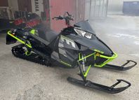 Arctic Cat Mountain cat 8000 2017