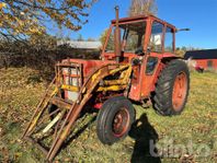 Traktor VOLVO-BM T 430 med lastare samt 2 skopor