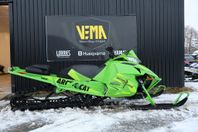 Arctic Cat M8000 Hardcore  162" -16