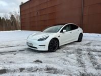 Tesla Model 3 Performance 510hk Välvårdad Lågmil