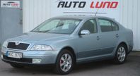 Skoda Octavia 1.6 MPI Elegance NYBES NYSERVAD Farth S&V-däck