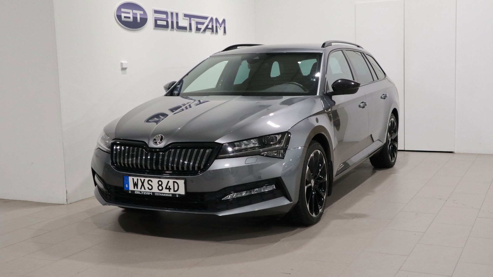 Škoda Superb iV Combi 1.4 TSI iV DSG Sekventiell, 218hk, 2023