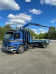 Scania P82M med kran