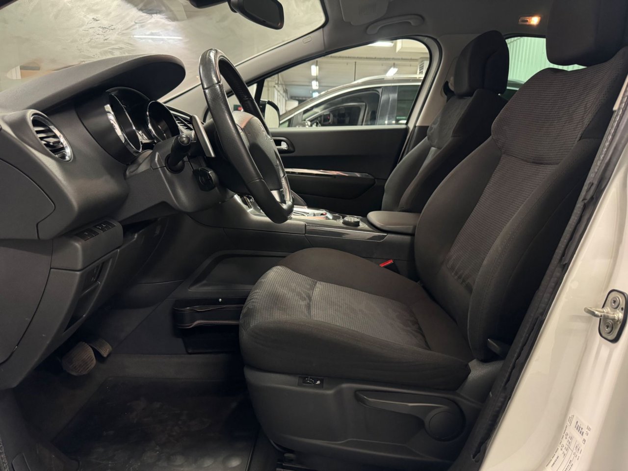 Peugeot 3008 2.0 Hybrid4 EGS, 6-trinn, 200hk, 2012