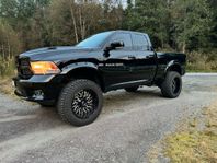 Dodge Ram 5,7 HEMI Sport höjd 9 tum