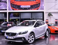 Volvo V40 Cross Country D2 Powershift Kamrem bytt|VOC|Nyserv