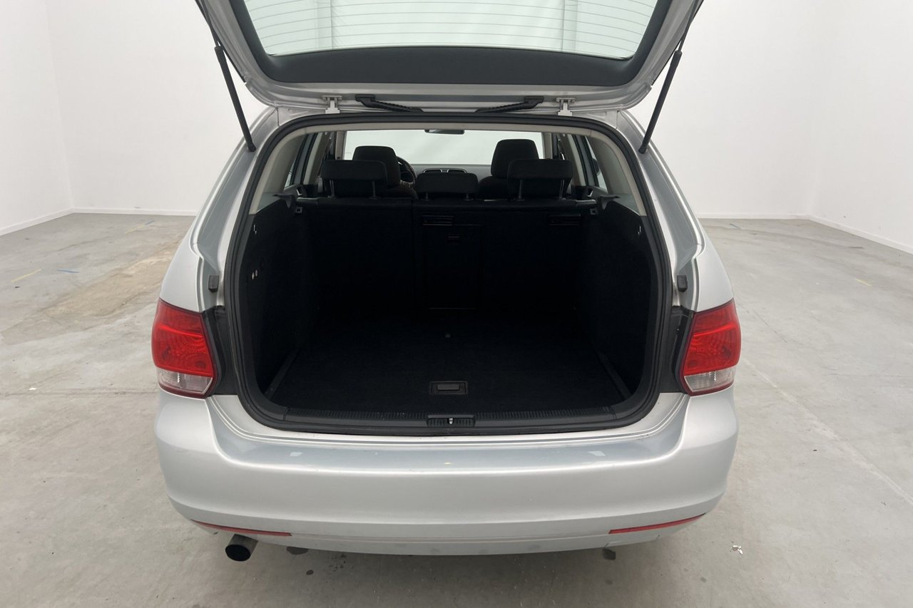 Volkswagen Golf 1.6 TDI 105hk...