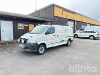 Lätt lastbil TOYOTA HIACE VAN 4WD