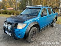 A-Traktor Nissan Navara dubbelhytt 2,5 dci 4x