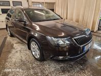 Skoda Superb Kombi 2.0 TDI 4x4 Elegance Nykamrem 3,95%