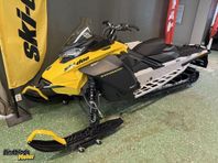 Ski-Doo Backcountry SPORT 146" 600 EFI -23 m. Elstart