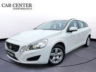 Volvo V60 D4 Momentum Helskinn 163hk SoV-Hjul Ny Kamrem