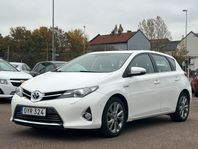 Toyota Auris Hybrid e-CVT Executive Euro 5, Såld.